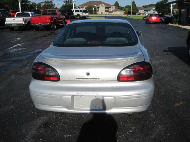 2002 Pontiac Grand Prix SE