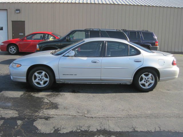 2002 Pontiac Grand Prix SE