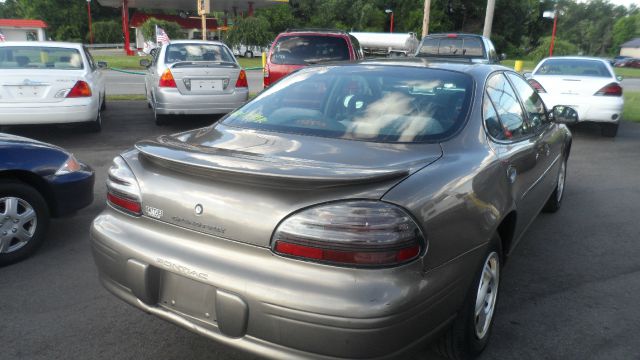 2002 Pontiac Grand Prix SE