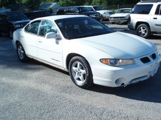 2002 Pontiac Grand Prix SE