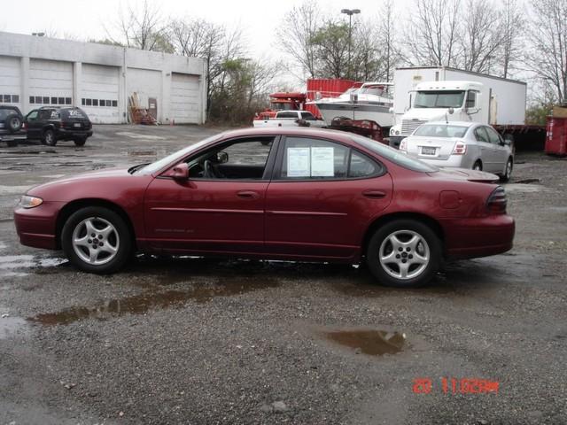 2002 Pontiac Grand Prix SE