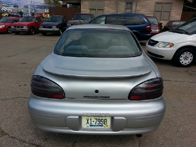 2002 Pontiac Grand Prix SE