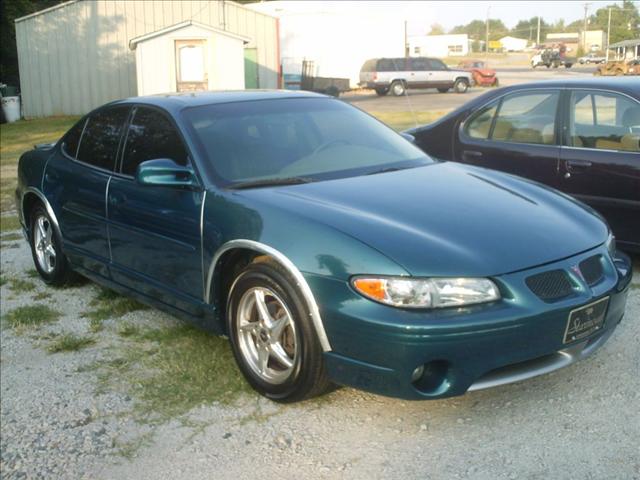 2002 Pontiac Grand Prix Unknown