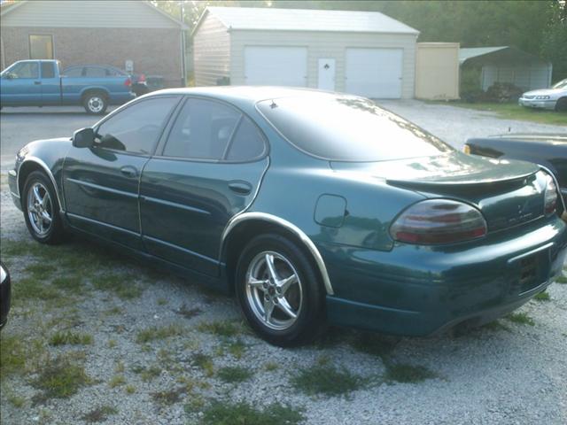 2002 Pontiac Grand Prix Unknown