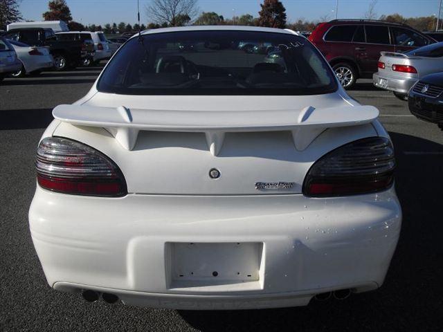 2003 Pontiac Grand Prix 4dr Quad Cab WB 4WD SLT