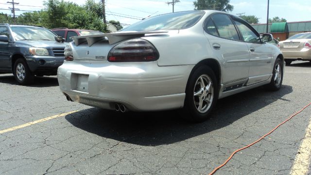 2003 Pontiac Grand Prix LS Flex Fuel 4x4 This Is One Of Our Best Bargains