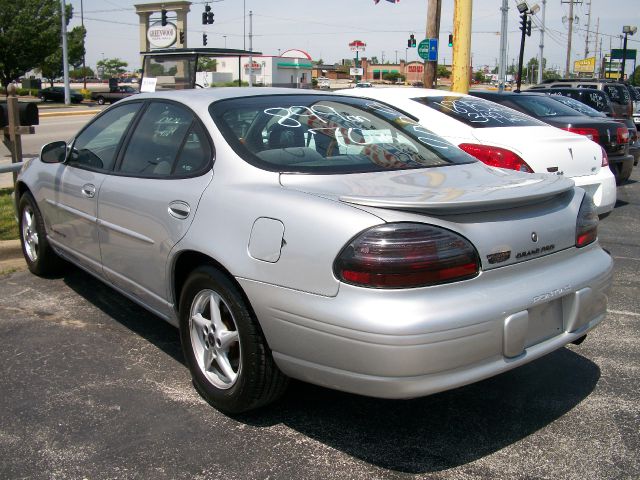 2003 Pontiac Grand Prix SE