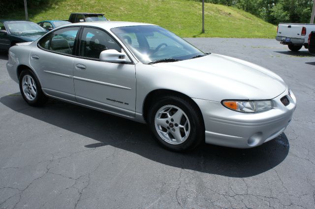 2003 Pontiac Grand Prix SE