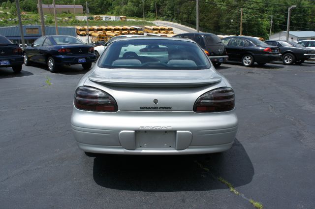 2003 Pontiac Grand Prix SE