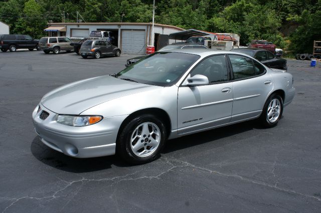 2003 Pontiac Grand Prix SE