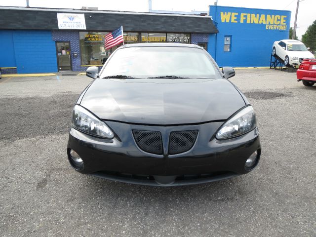 2004 Pontiac Grand Prix 4WD Supercrew Styleside 5-1/2 Ft Box XLT