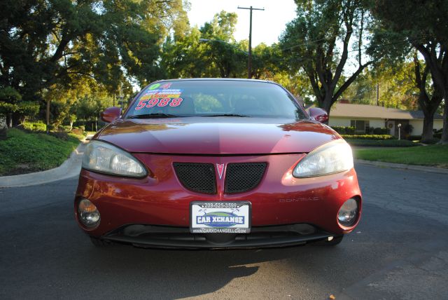 2004 Pontiac Grand Prix 4WD Supercrew Styleside 5-1/2 Ft Box XLT