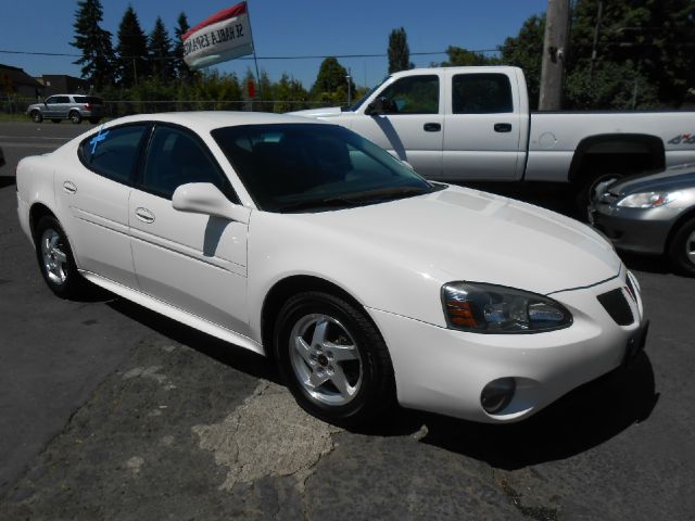 2004 Pontiac Grand Prix 4WD Supercrew Styleside 5-1/2 Ft Box XLT