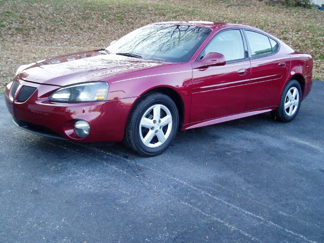 2004 Pontiac Grand Prix 4WD Supercrew Styleside 5-1/2 Ft Box XLT