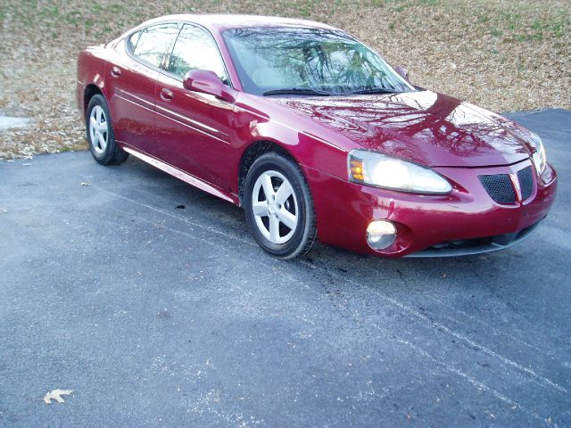 2004 Pontiac Grand Prix 4WD Supercrew Styleside 5-1/2 Ft Box XLT