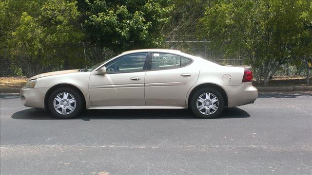 2004 Pontiac Grand Prix Unknown