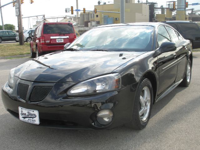 2004 Pontiac Grand Prix 4WD Supercrew Styleside 5-1/2 Ft Box XLT