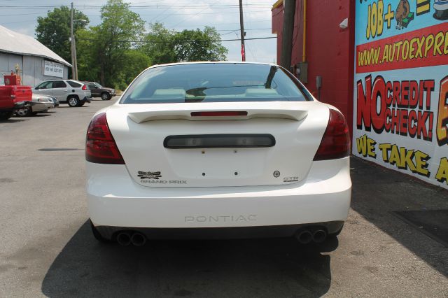 2004 Pontiac Grand Prix Short Box Standard