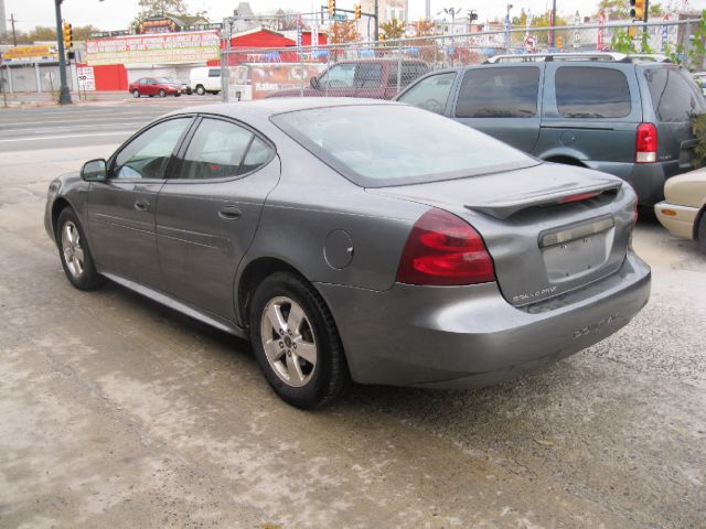 2005 Pontiac Grand Prix Base