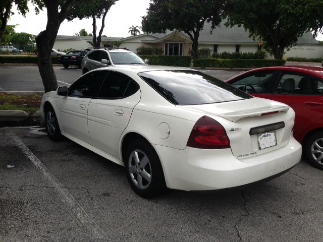 2005 Pontiac Grand Prix Base