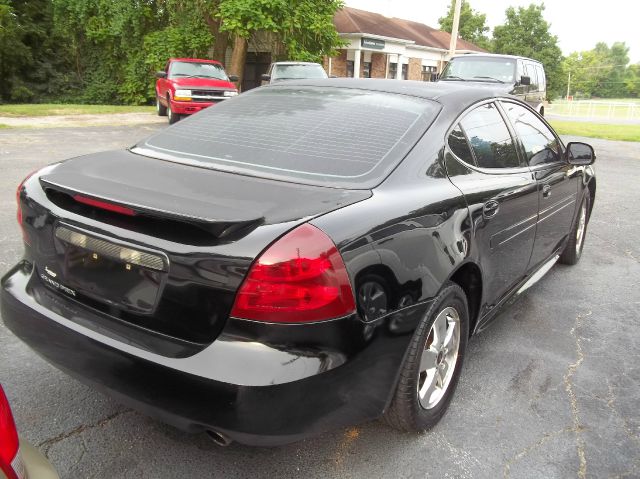 2005 Pontiac Grand Prix Unknown