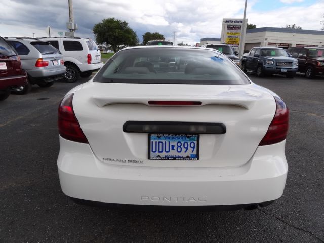 2005 Pontiac Grand Prix Unknown