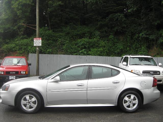 2005 Pontiac Grand Prix Unknown