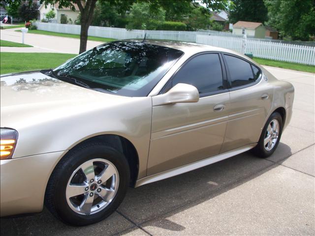 2005 Pontiac Grand Prix Unknown