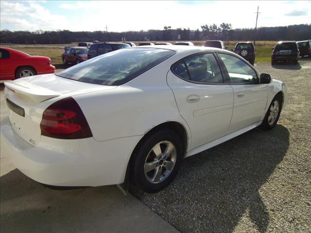 2005 Pontiac Grand Prix Base