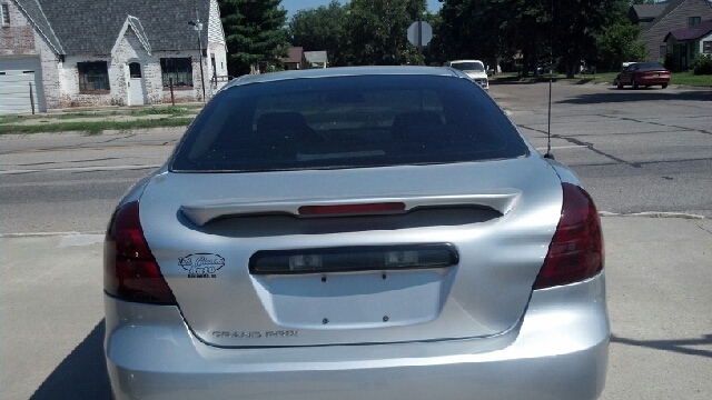 2005 Pontiac Grand Prix Base