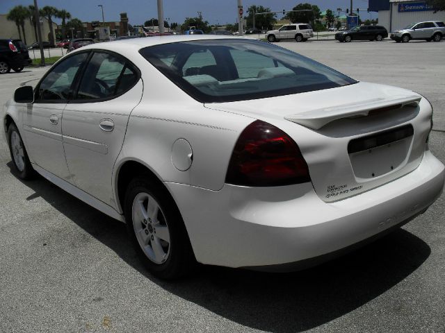 2005 Pontiac Grand Prix Unknown