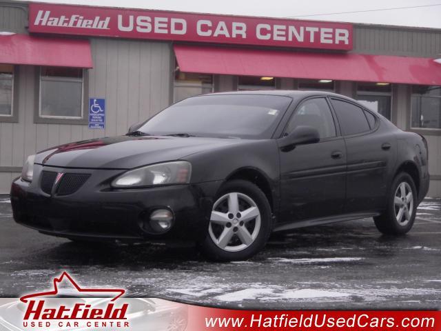 2005 Pontiac Grand Prix SE Sedan