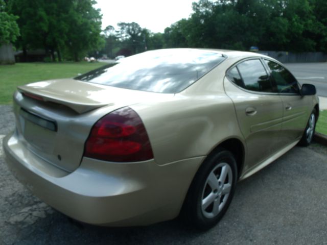 2005 Pontiac Grand Prix Base