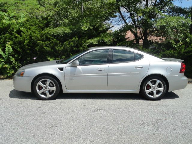 2005 Pontiac Grand Prix Special