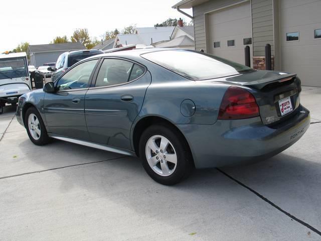 2006 Pontiac Grand Prix Unknown