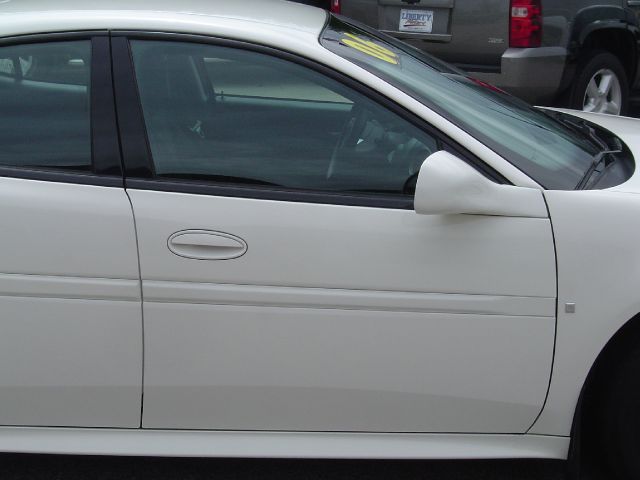 2006 Pontiac Grand Prix Unknown