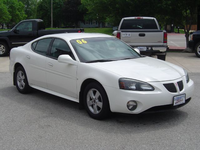 2006 Pontiac Grand Prix Unknown