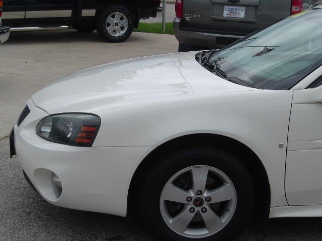 2006 Pontiac Grand Prix Unknown