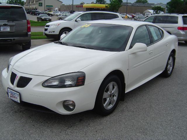 2006 Pontiac Grand Prix Unknown