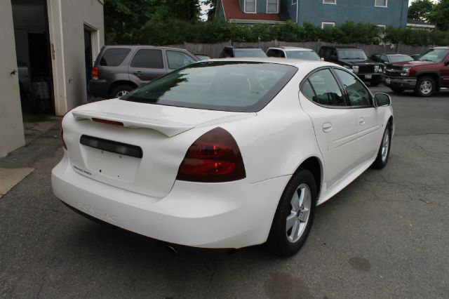 2006 Pontiac Grand Prix Base