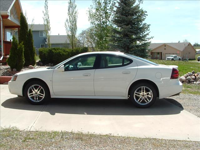 2006 Pontiac Grand Prix Passion