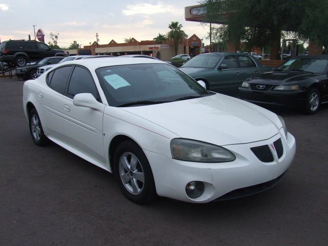 2006 Pontiac Grand Prix Base