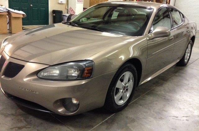 2006 Pontiac Grand Prix Unknown