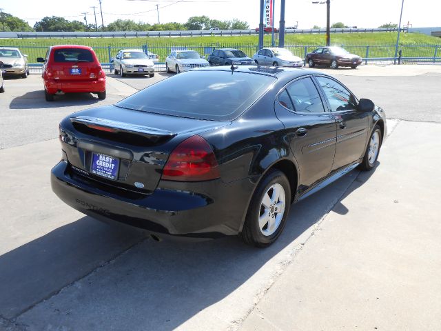 2006 Pontiac Grand Prix Base