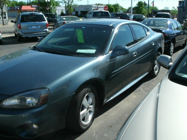 2006 Pontiac Grand Prix Base