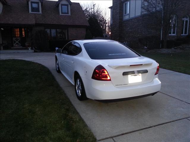 2006 Pontiac Grand Prix Base