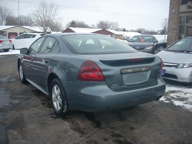 2006 Pontiac Grand Prix Base