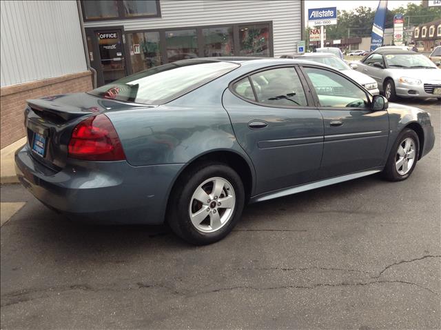 2006 Pontiac Grand Prix Base