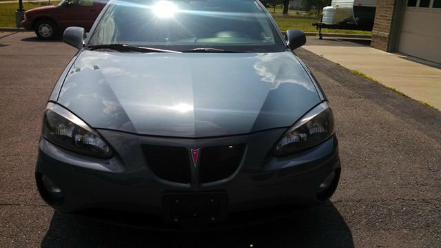 2007 Pontiac Grand Prix XUV SLE 4WD