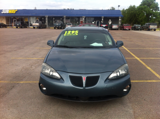 2007 Pontiac Grand Prix XUV SLE 4WD